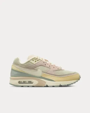 Air Max BW Coded Nature Low Top Sneakers
