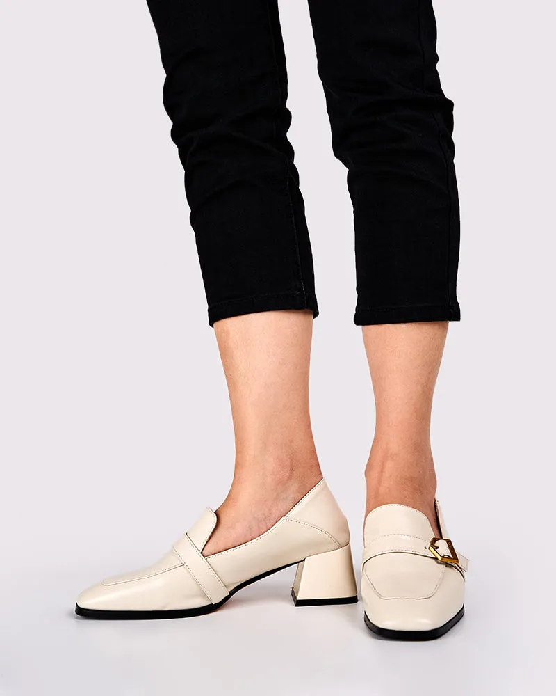 (Clean Up US 9/ US 10) Gentle And Versatile Square Toe Loafers