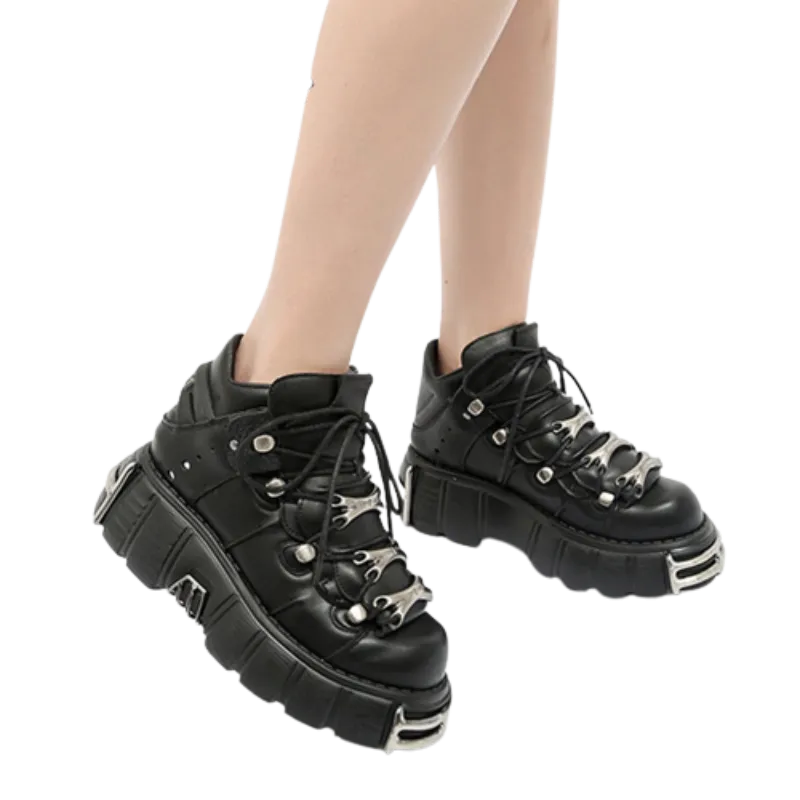 Harajuku Punk Style Women's Lace-up Heel Height 6CM Platform Shoes and Gothic Ankle Boots with Metal Decor Genuine Leather Shoes