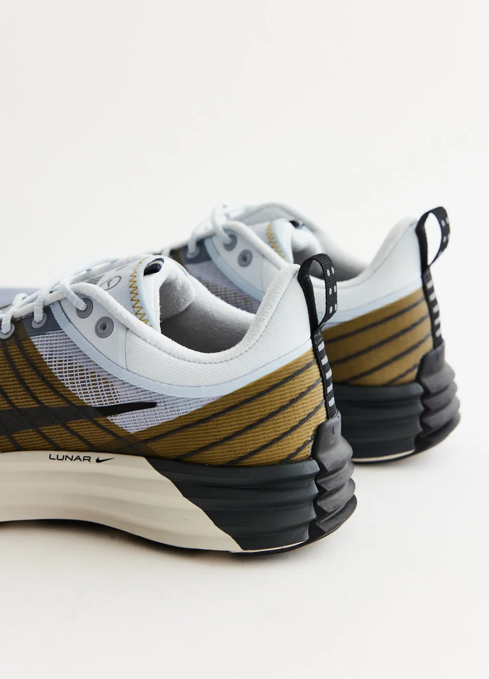 Lunar Roam 'Platinum Tint Desert Moss' Sneakers