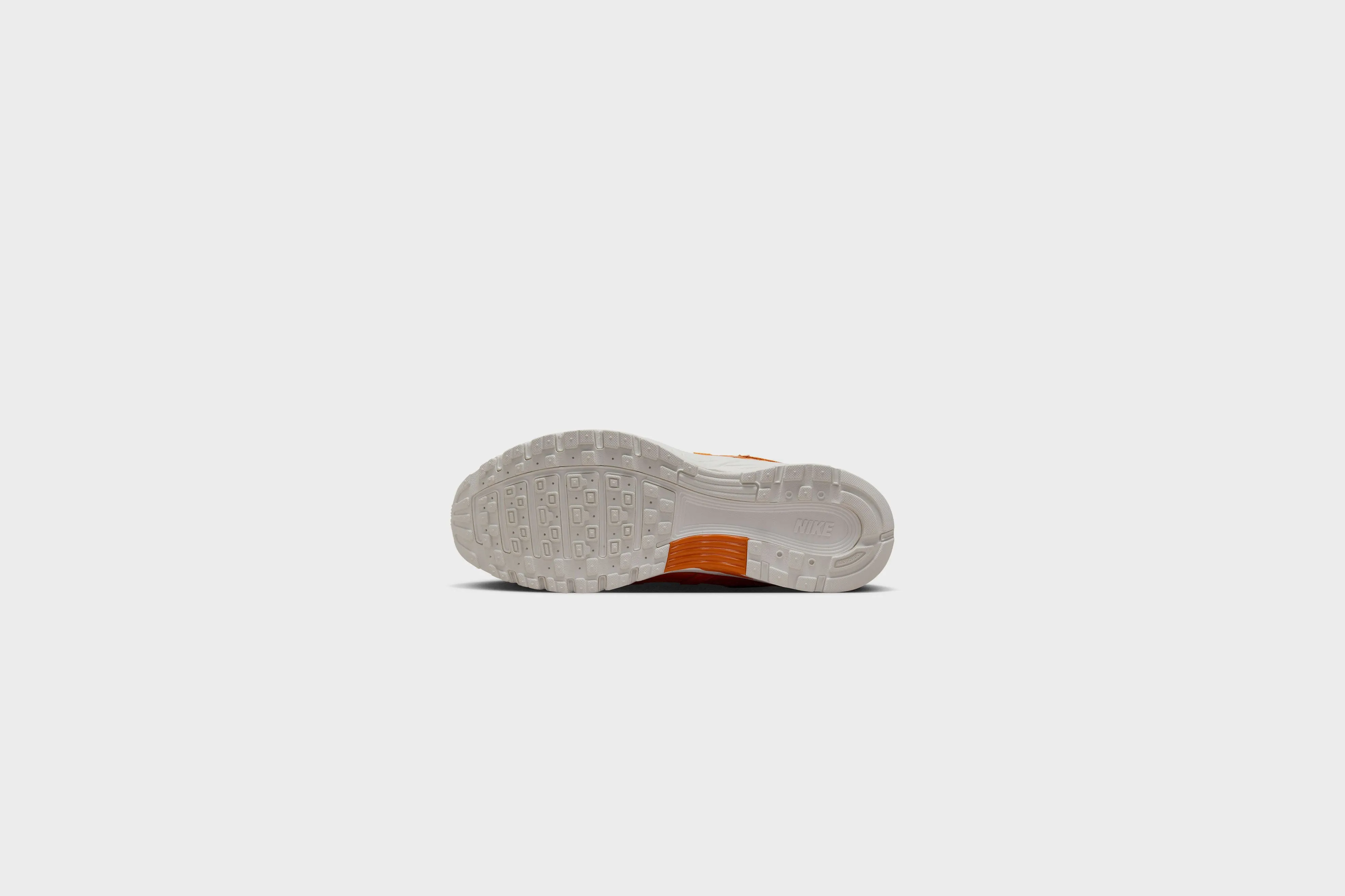 Nike P-6000 PRM (Kumquat/Metallic Silver)