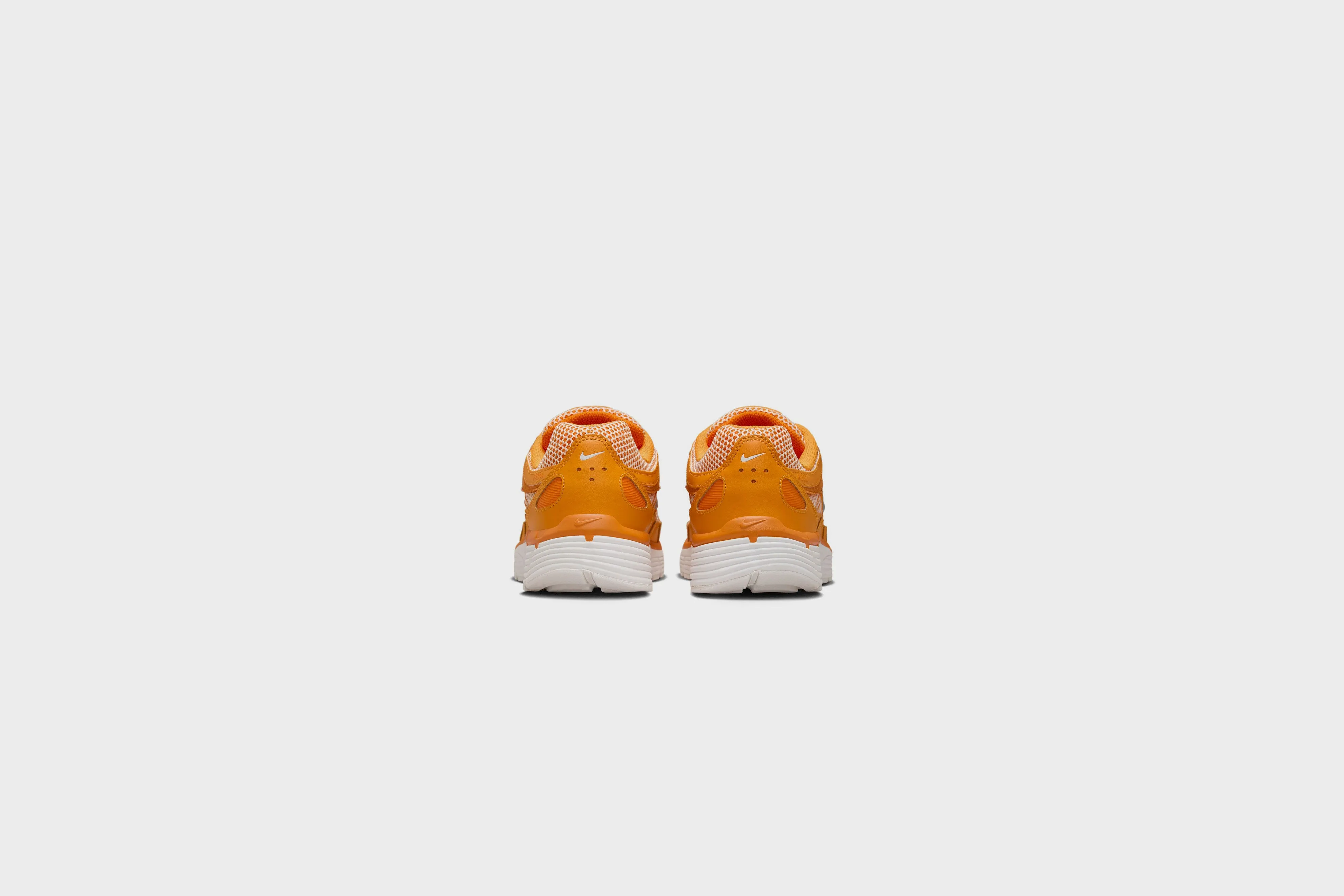Nike P-6000 PRM (Kumquat/Metallic Silver)