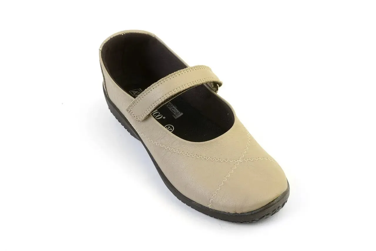 Women’s Arcopedico L18 – Classic Mary Jane with Flexible Comfort