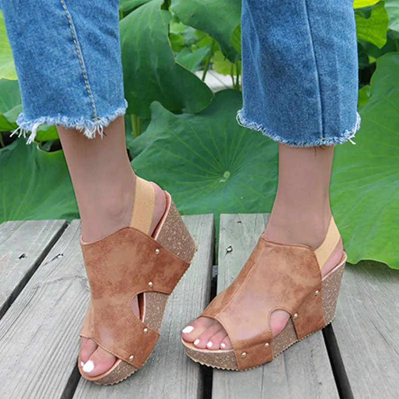 Women‘s Fashionable Retro Western Style Wedge Sandals